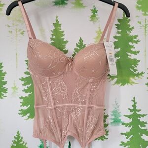 New Rene Rofe Pink Lace Bra Corset Lingerie Set.